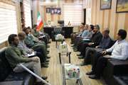 نشست مدیرکل بنیاد استان کرمان با مسئولان قلعه‌گنج برای بررسی مسائل ایثارگران